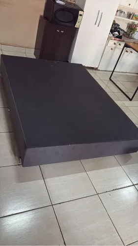 Base box casal