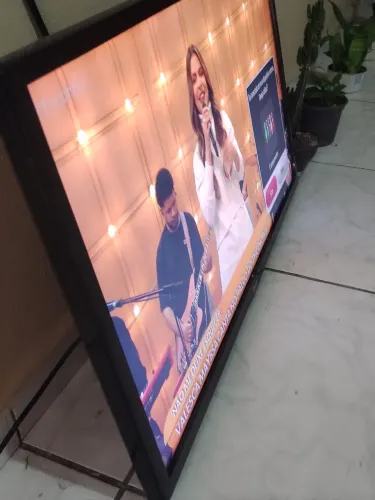vendo uma tv smaty por 460 reais 