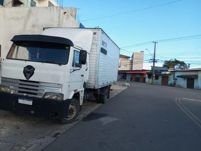 Caminhão Pulma 914