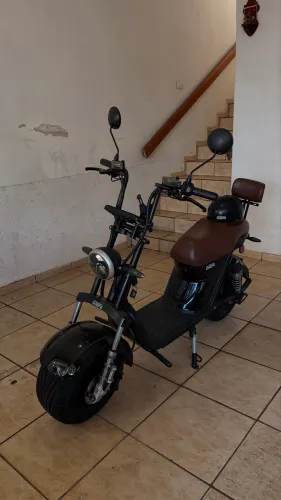 Scooter elétrica X12 1.000W