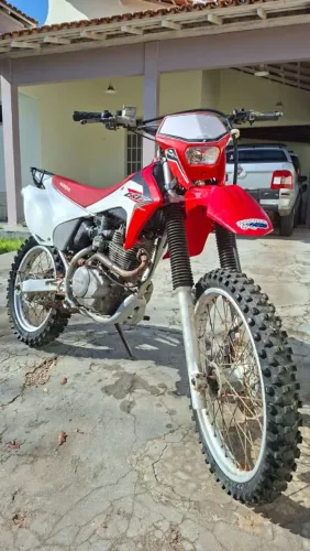 CRF 230 F ano 2015