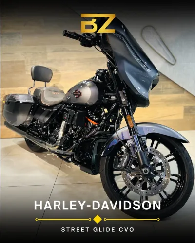 HARLEY-DAVIDSON STREET GLIDE CVO - Baixo Km - Impecável