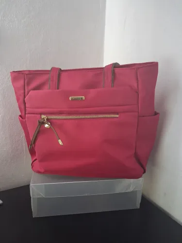 Bolsa Tote Feminina Vermelha da marca Xaviera, tamanho Medio