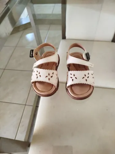 Sandália número 21