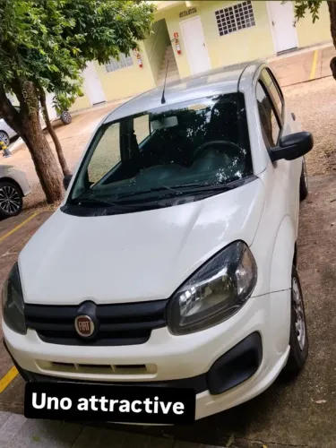 Fiat Uno Attractive 1.0 EVO Fire Flex 8V 5P 2021