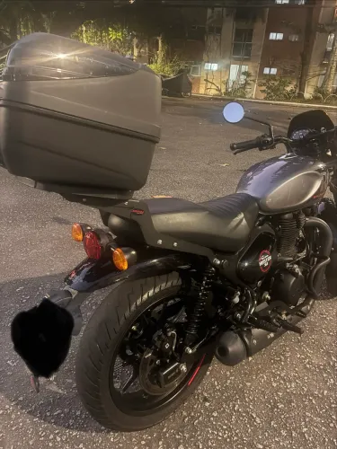 Moto muito nova