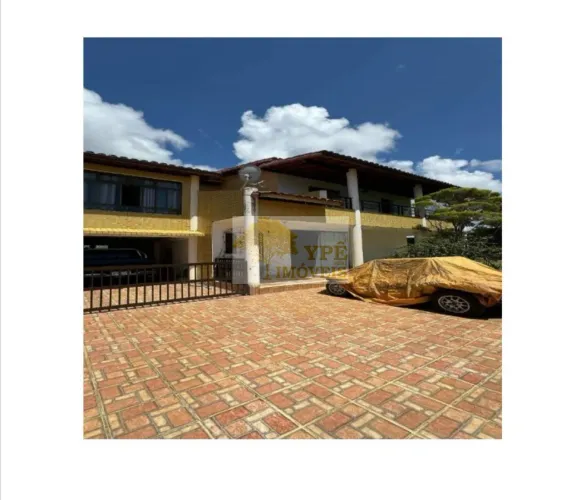 Casa em Condomínio de Luxo em Itapuã, Salvador-BA: 4 Quartos, 1 Suíte, 3 Salas, 5 Banheiro