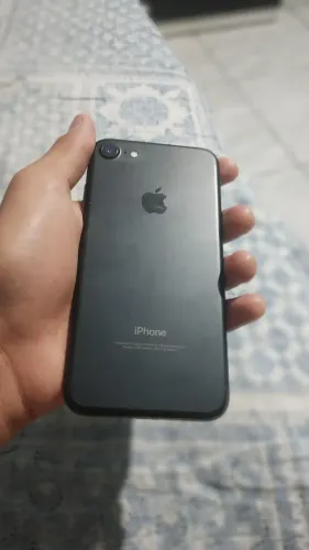 IPHONE 7