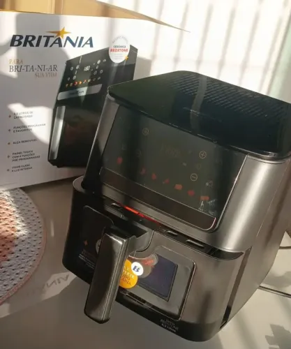Air Fryer Britânia 6,5L 1700W 8 Funções Painel Digital Redstone NOVA na caixa