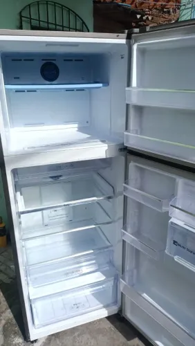 Vendo geladeira frost free