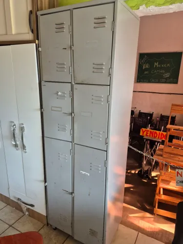 Vestiário  6 Portas Metal com orelha pra cadeado