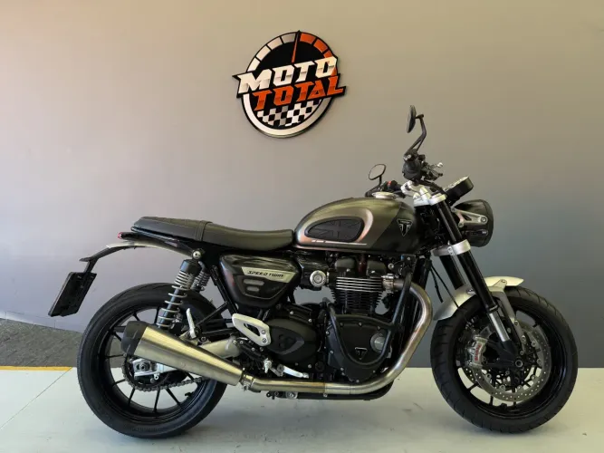 Triumph Speed twin 1200cc 2024