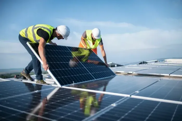 VAGA - DIARISTA | INSTALADOR / AJUDANTE FOTOVOLTAICO (COM EXPERIÊNCIA)