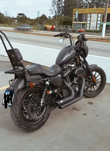 Harley Davidson 883 Iron