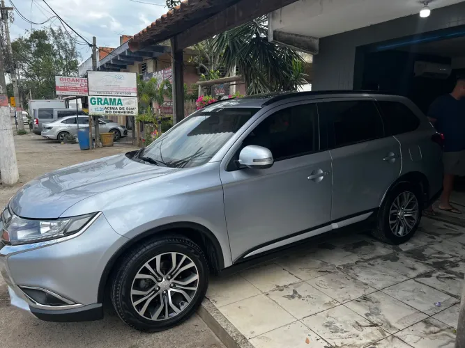 Mitsubishi Outlander 2.0 16V 160cv Aut. 2016