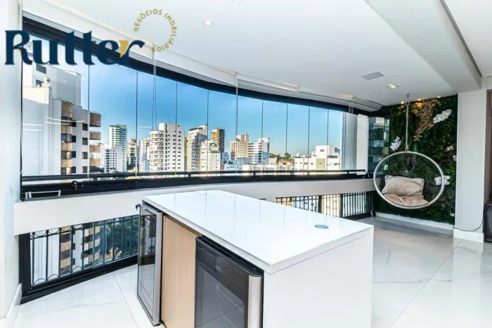 LOCAÇÃO OU VENDA APTO MOBILIADO A VENDA COM 3 SUITES EM MOEMA