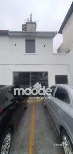 Ponto comercial em Pinheiros / Vila Madalena - a.c. 203m² - Frente: 5,95m - 2 vg estaciona