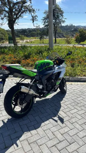 Kawasaki 636 30 anos