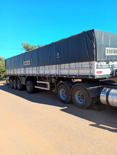 Vendo Carreta 4 eixos , leia todo o anúncio.