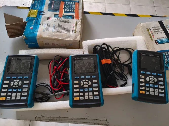Lote com 3 Multímetro osciloscópio Minipa miniscope 