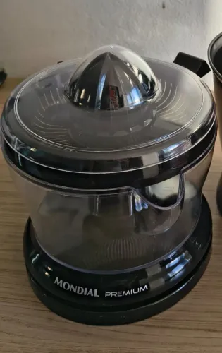 Vendo Novo espremedor de suco
