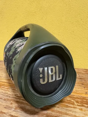 Caixa JBL boombox 2