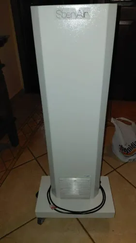 Esterilizador de ar Steriair 120 móvel 60 watts Odontobras, seminovo