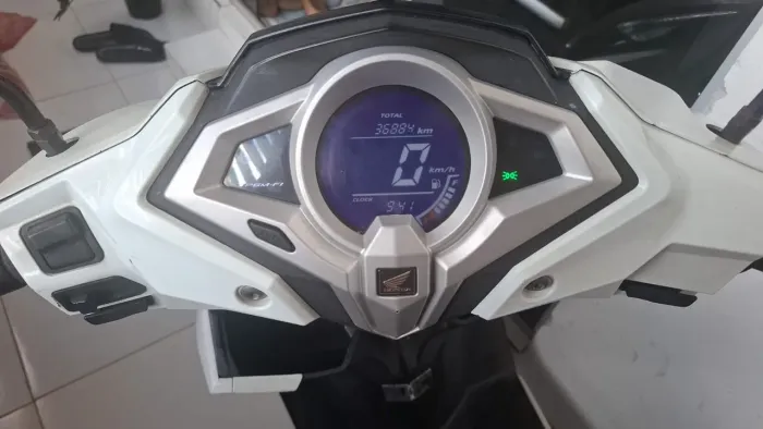 Moto Honda Elite