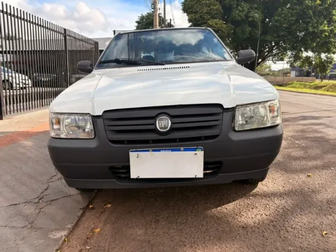 Fiat Uno Mille Celeb. WAY Econ. 1.0 F.flex 4P 2013