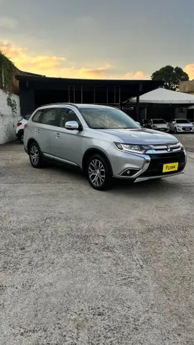 Mitsubishi Outlander 2.0 16V 160cv Aut. 2016