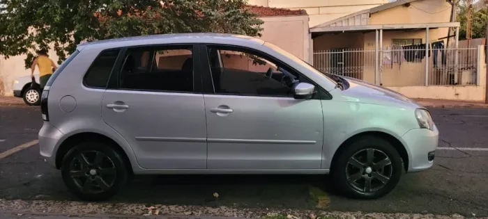 Volkswagen Polo 1.6 Mi/s.ouro 1.6 MI Tot.flex 8V 5P 2013