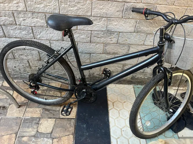 Bicicleta Houston aro 26 - 18 marchas