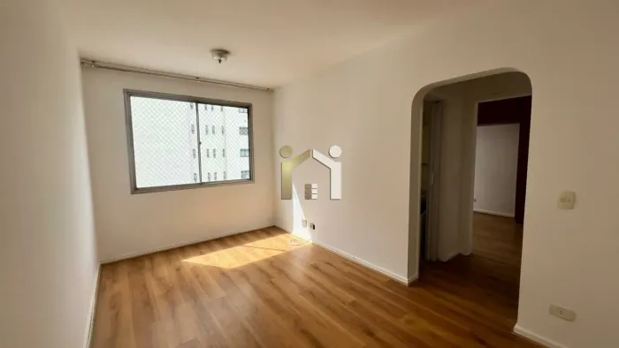 Apartamento em Moema a venda, 1 dormitório e 1 vaga