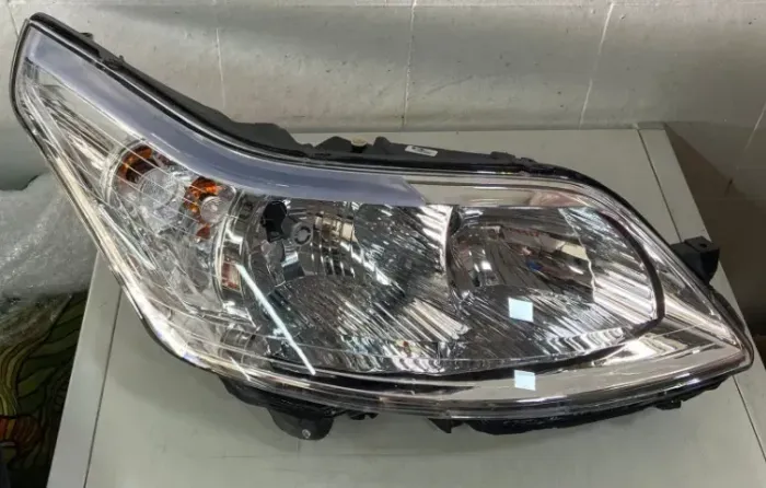 Farol Citroen C4 Pallas 2007 a 2012 Lado Direito