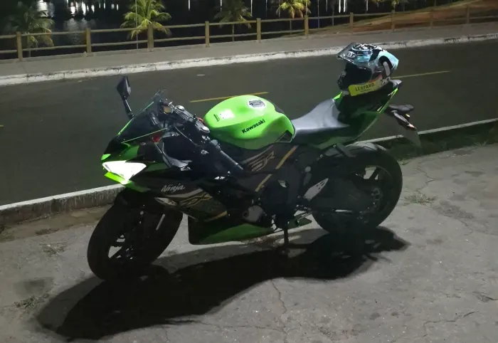 Kawasaki ZX-6R 636 KRT 2020 - 26.572 km - Pneus Novos