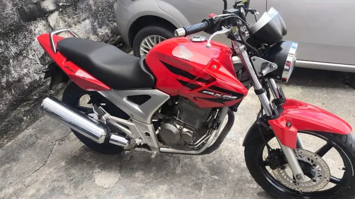Twister 250 extra 2008 mas nova da Olx