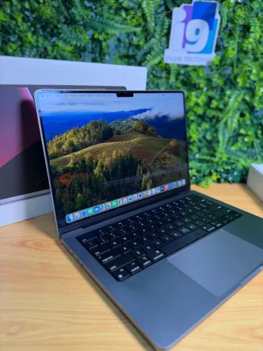 MacBook Pro 2023   A2779   M2 Pro  16GB ram  512GB SSD  MacOS Tahoe  449 ciclos 