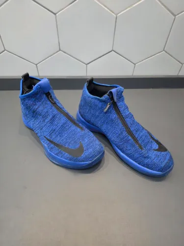 Nike Zoom Kobe Icon na cor Hyper Cobalt. 