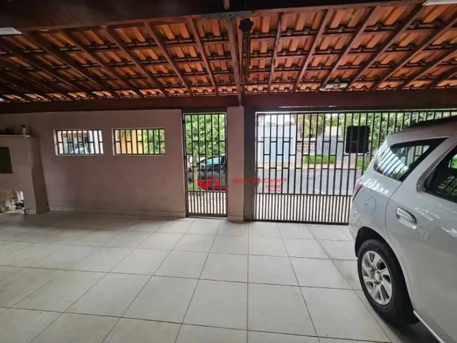 Casa com 4 dormitórios sendo 2 suítes à venda, 170 m² por R$ 800.000 - Jardim Tropical - I