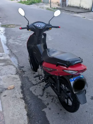 Biz 125 valor 7500