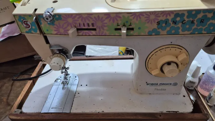 Maquina de costura bobina mágica