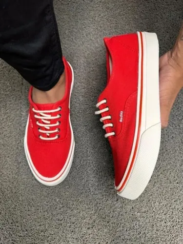 VENDO TENIS DA REDLEY OTIMO ESTADO DE USO !