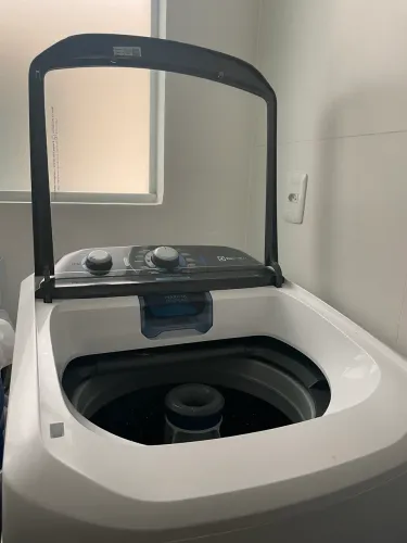 Máquina de Lavar Roupa Electrolux LDA13 Efficient 13kg Branca 220V