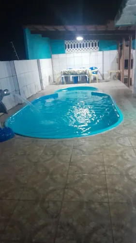 Aluga-se casa em itamaraca no ( bairro do Pilar) com piscina.