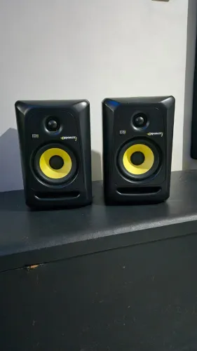 KRK Rokit 5 G3 (Par) 220V - Monitores de Referência