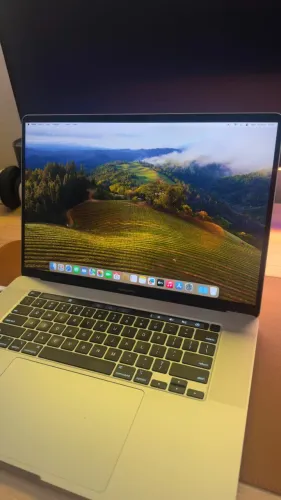 MacBook Pro 16" 2019 i7/16GB/512GB - Apenas 93 ciclos de bateria - Excelente estado