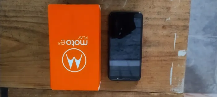 MOTO E6 PLAY