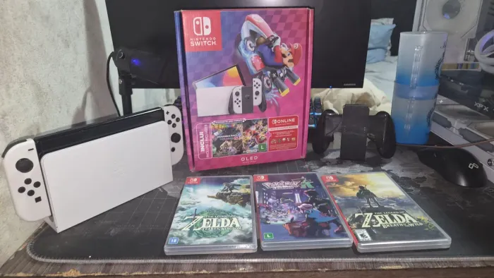 NINTENDO SWITCH OLED  + 3 JOGOS FISICOS 