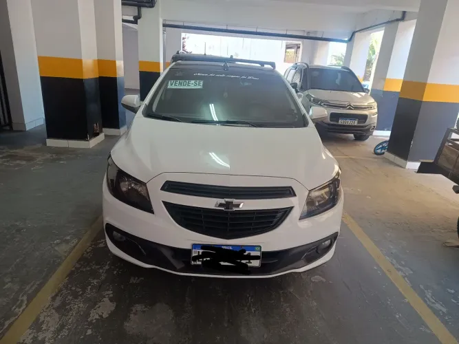 Chevrolet Onix Hatch LTZ 1.4 8V Flex Power Mec. 4P 2016