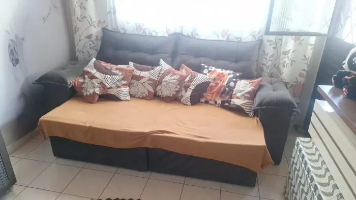 Sofá retrátil